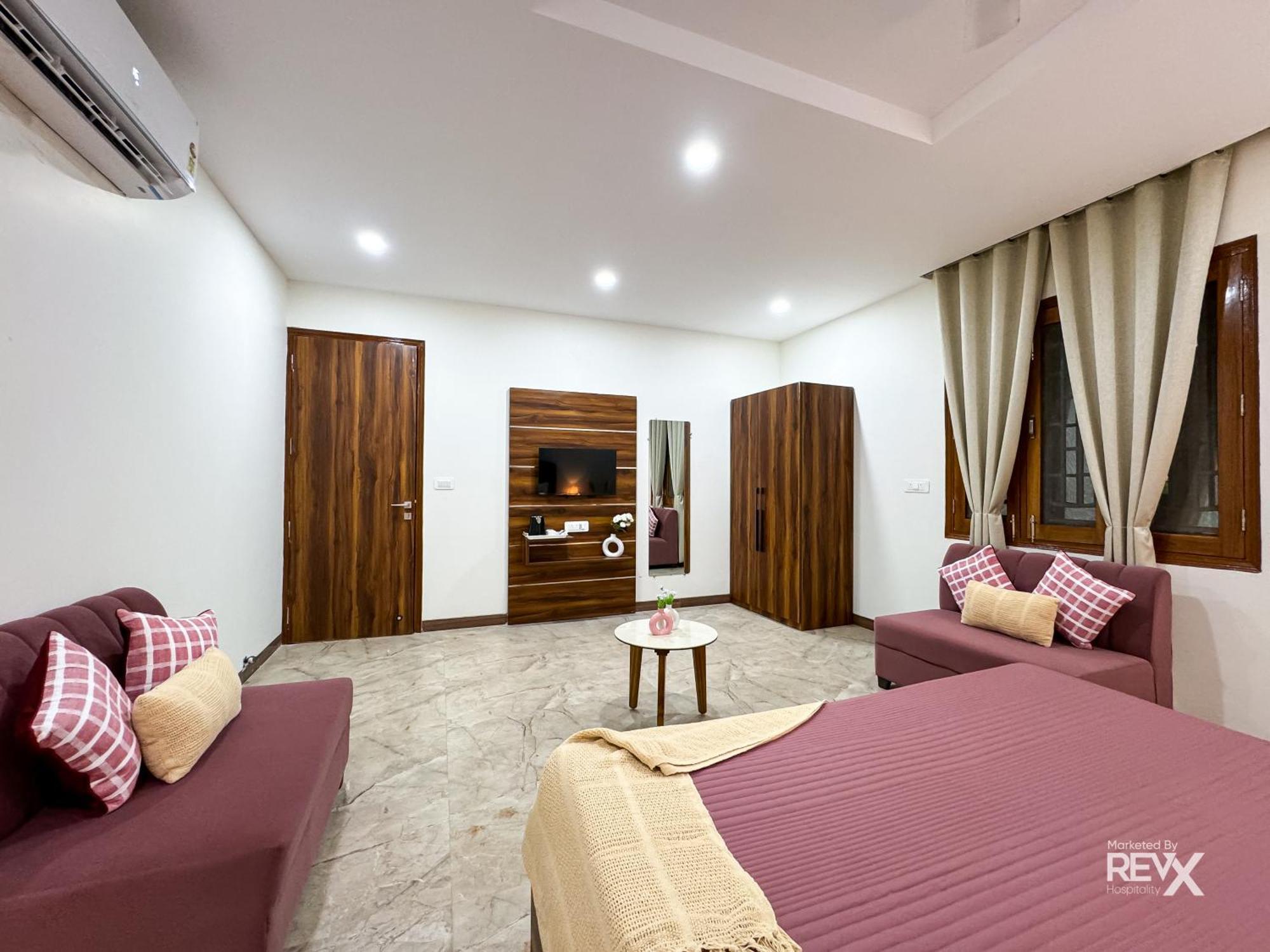 Guru Sadan A Luxe Stay Ayodhya Eksteriør billede