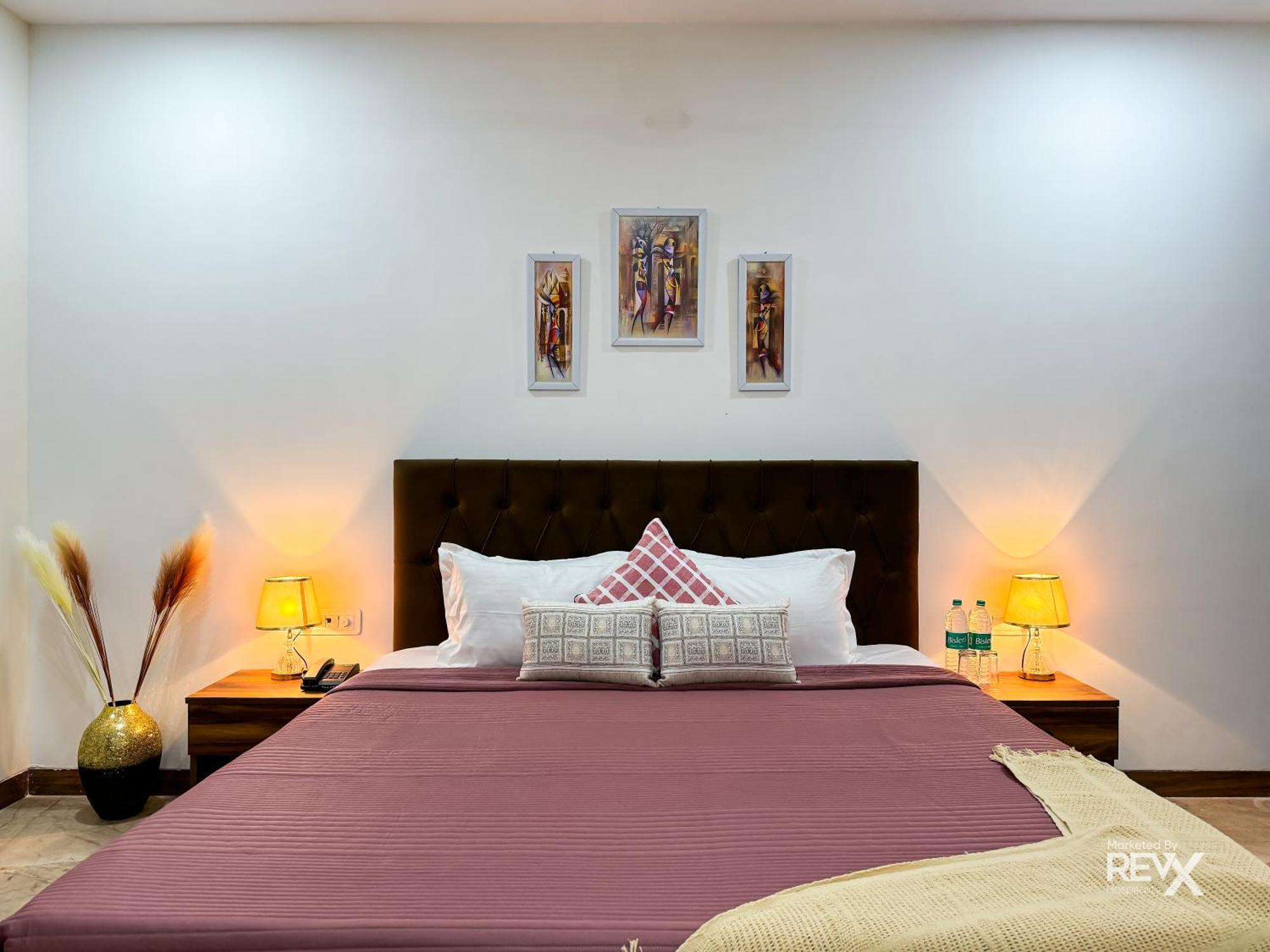 Guru Sadan A Luxe Stay Ayodhya Eksteriør billede