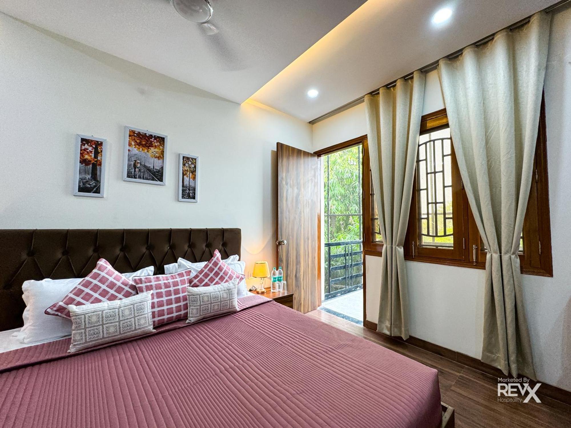 Guru Sadan A Luxe Stay Ayodhya Eksteriør billede