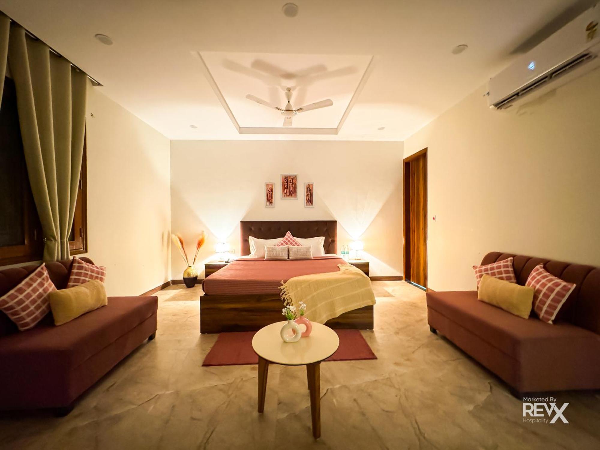 Guru Sadan A Luxe Stay Ayodhya Eksteriør billede